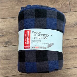 NWT Fleece Heated Throw